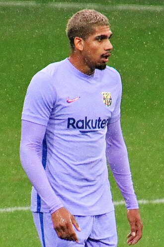 Ronald Araújo - Barcelona Defender