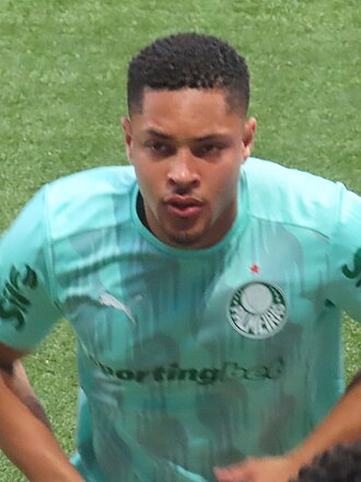 Vitor Roque - Real Betis Forward
