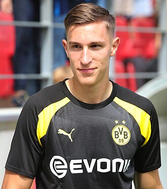 Nico Schlotterbeck - Borussia Dortmund Defender