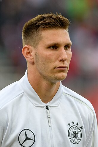 Niklas Süle - Borussia Dortmund Defender