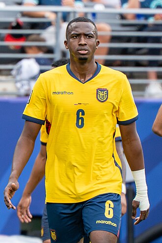 Willian Pacho - Paris Saint-Germain Defender