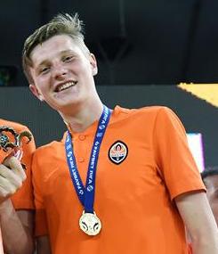 Artem Bondarenko - Shakhtar Donetsk Midfielder